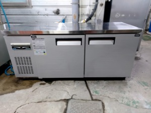유니크 테이블냉장/냉동고(1800/디지털)